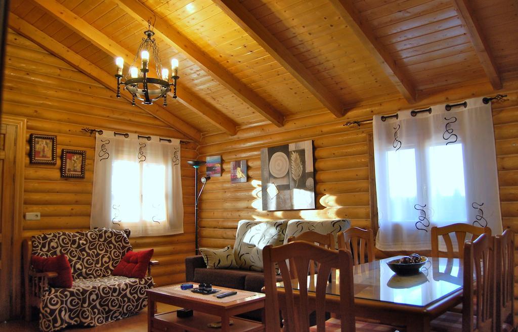 Casas Rurales Villa Pereza Касас-де-лос-Пинос Экстерьер фото